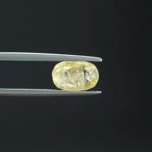 Yellow Sapphire - 162