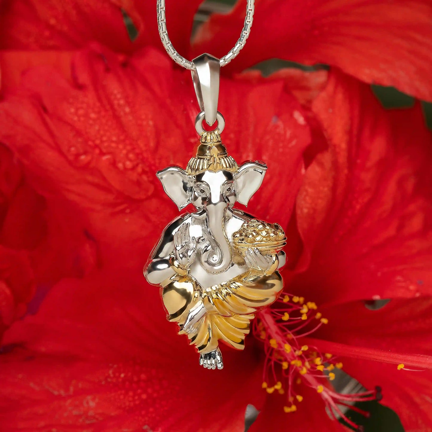 Siddhivinayak Aashirwad Pendant